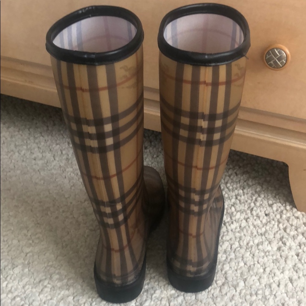 Burberry boot - Picture 4 of 7